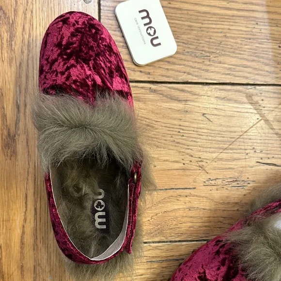 Mou Women's Velvet clogs in Deep Red - Picture 4 of 7